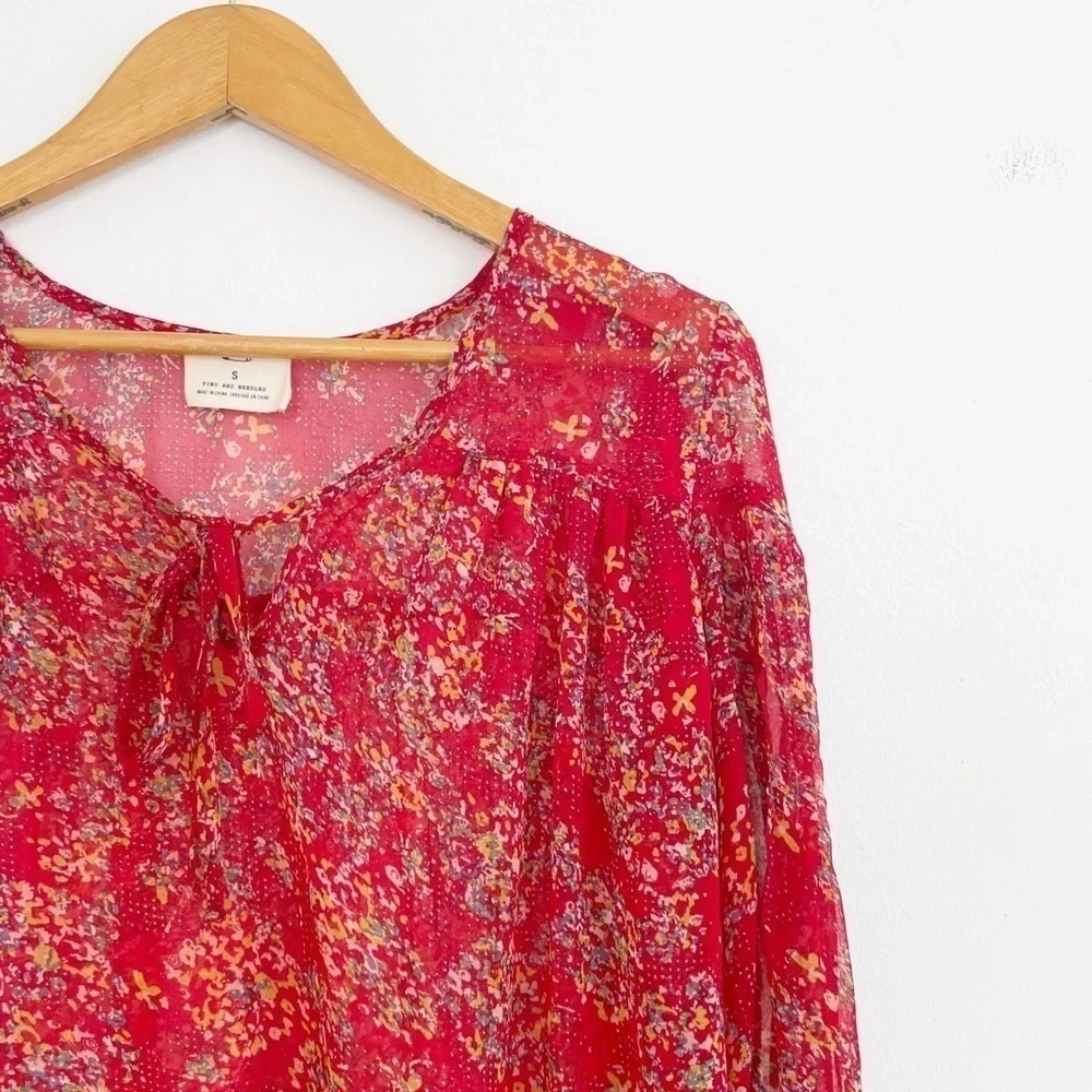 Anthropologie Pins & Needles Boho Red Floral Semi Sheer Long Sleeve Casual Top S - Picture 4 of 15